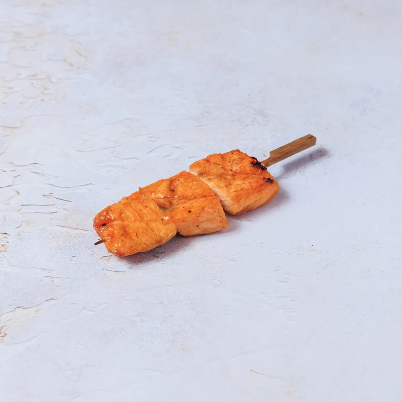 Мини шашлычки из лосося