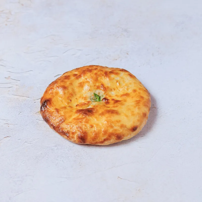 Мини хачапури с сыром и шпинатом